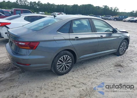 2019 Volkswagen Jetta 1.4T R-Line/1.4T S/1.4T Se z USA, uszkodzony, nr VIN 3VWC57BU0KM048277